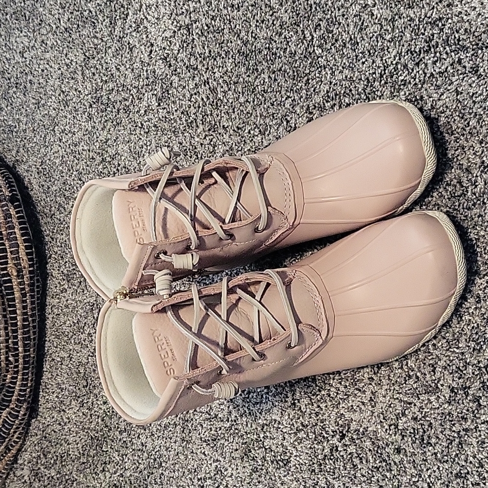 Sperry duck boots